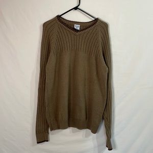 {2/20} Brown Columbia Sweater